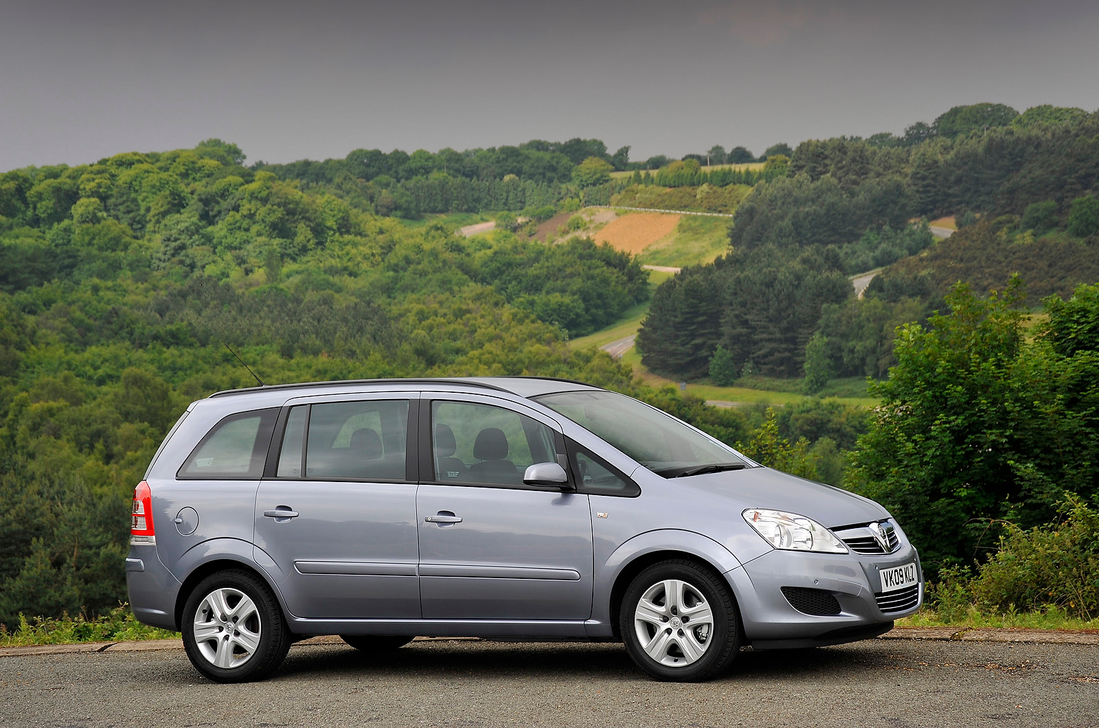 2.5 star Vauxhall Zafira