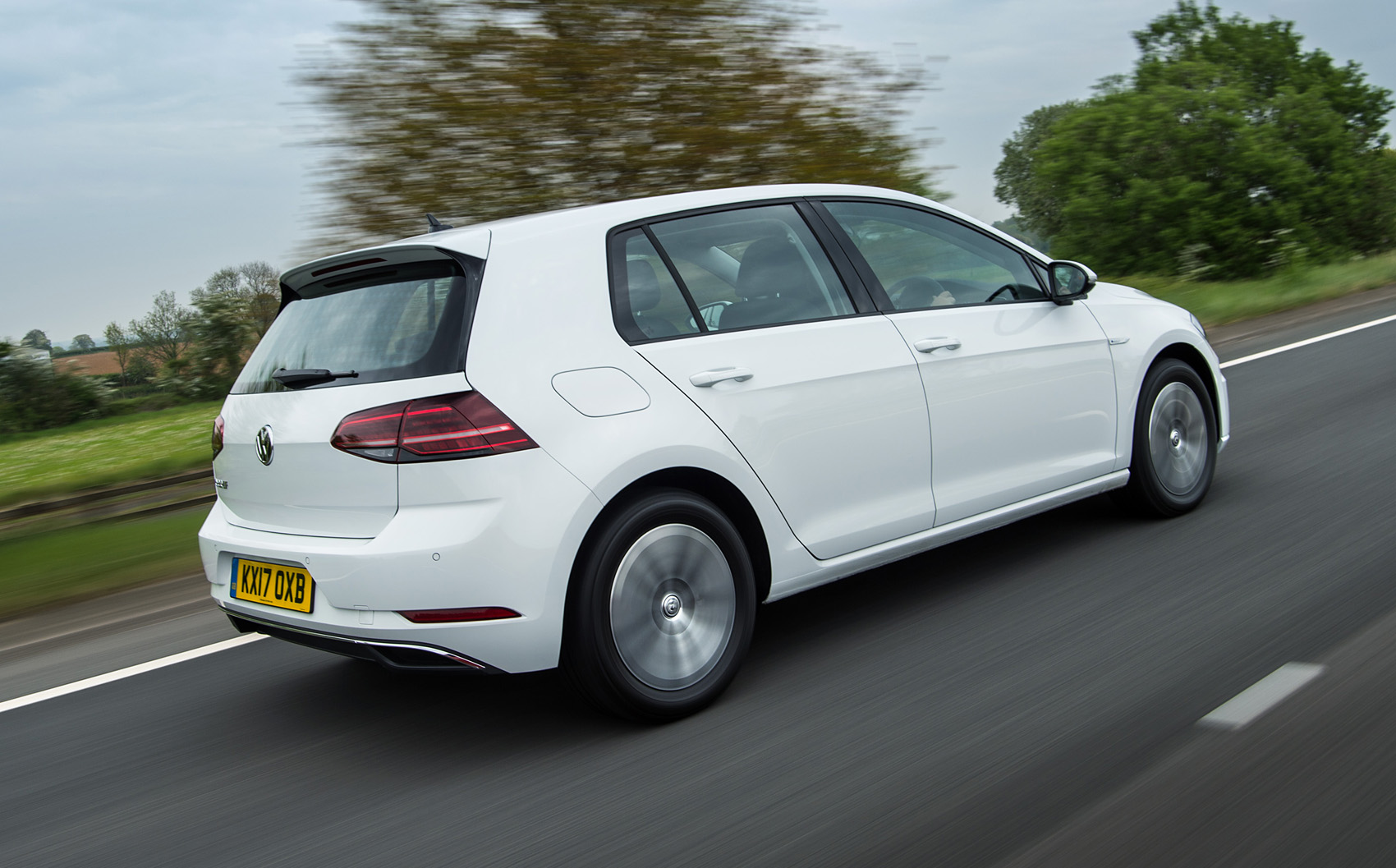 Volkswagen e-Golf rear