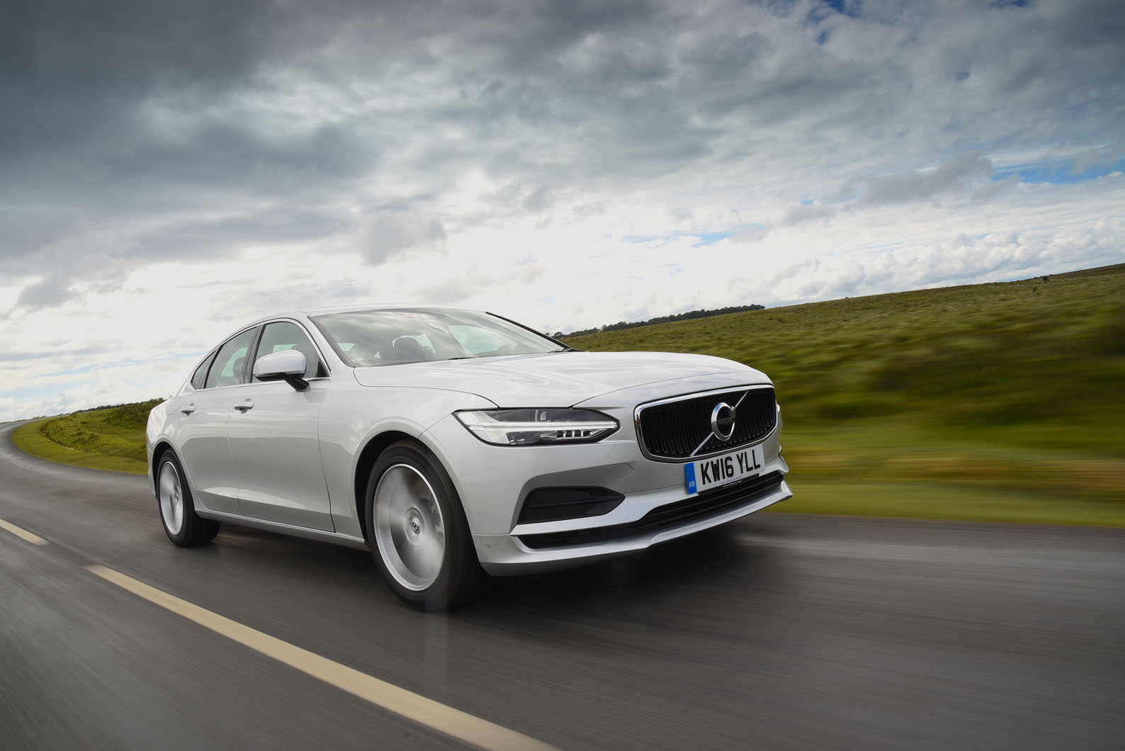 Volvo S90