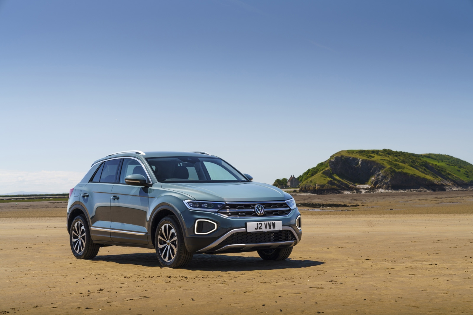 VW T Roc static beach